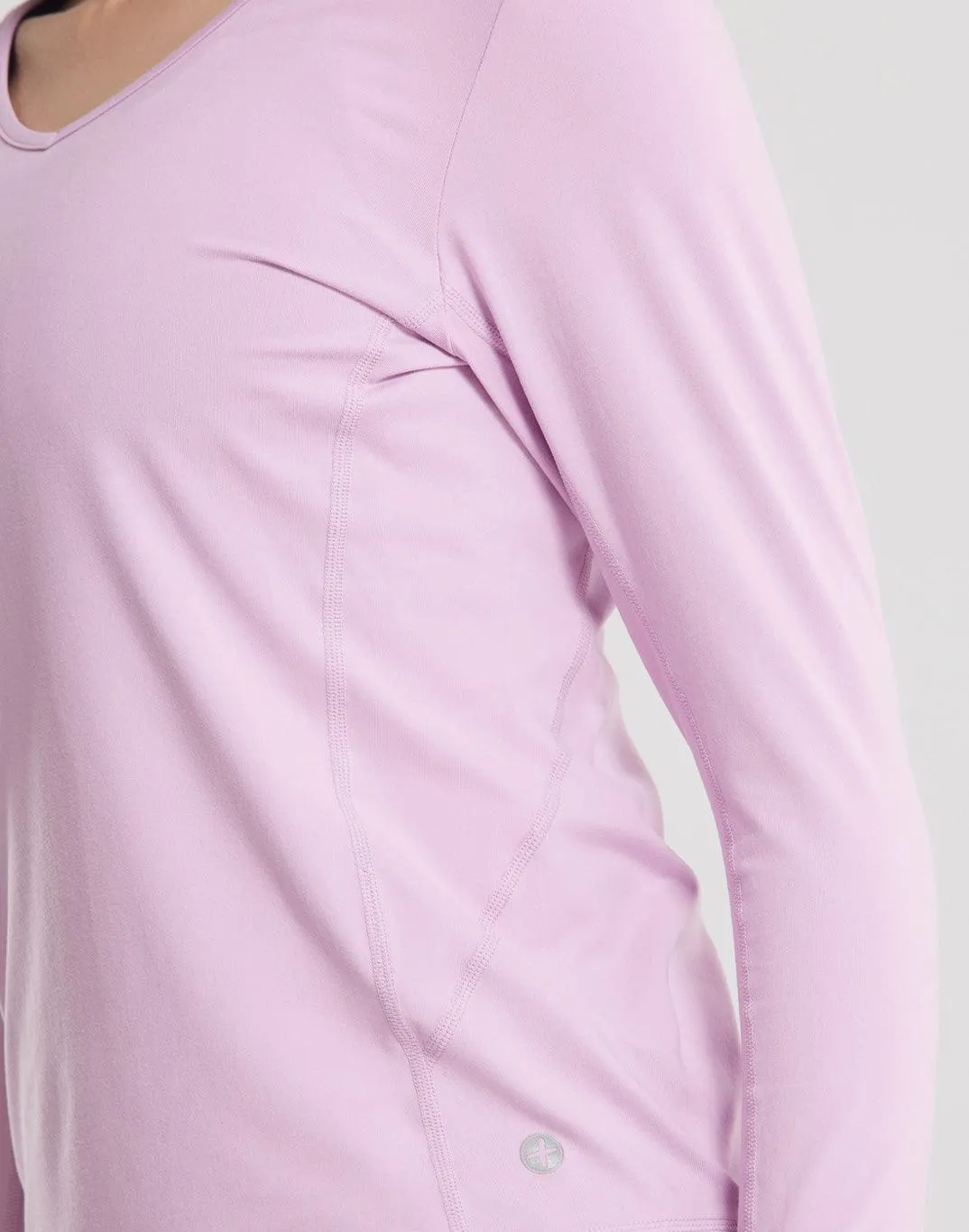 Advantage V-Neck Long Sleeve Tee in Orchid