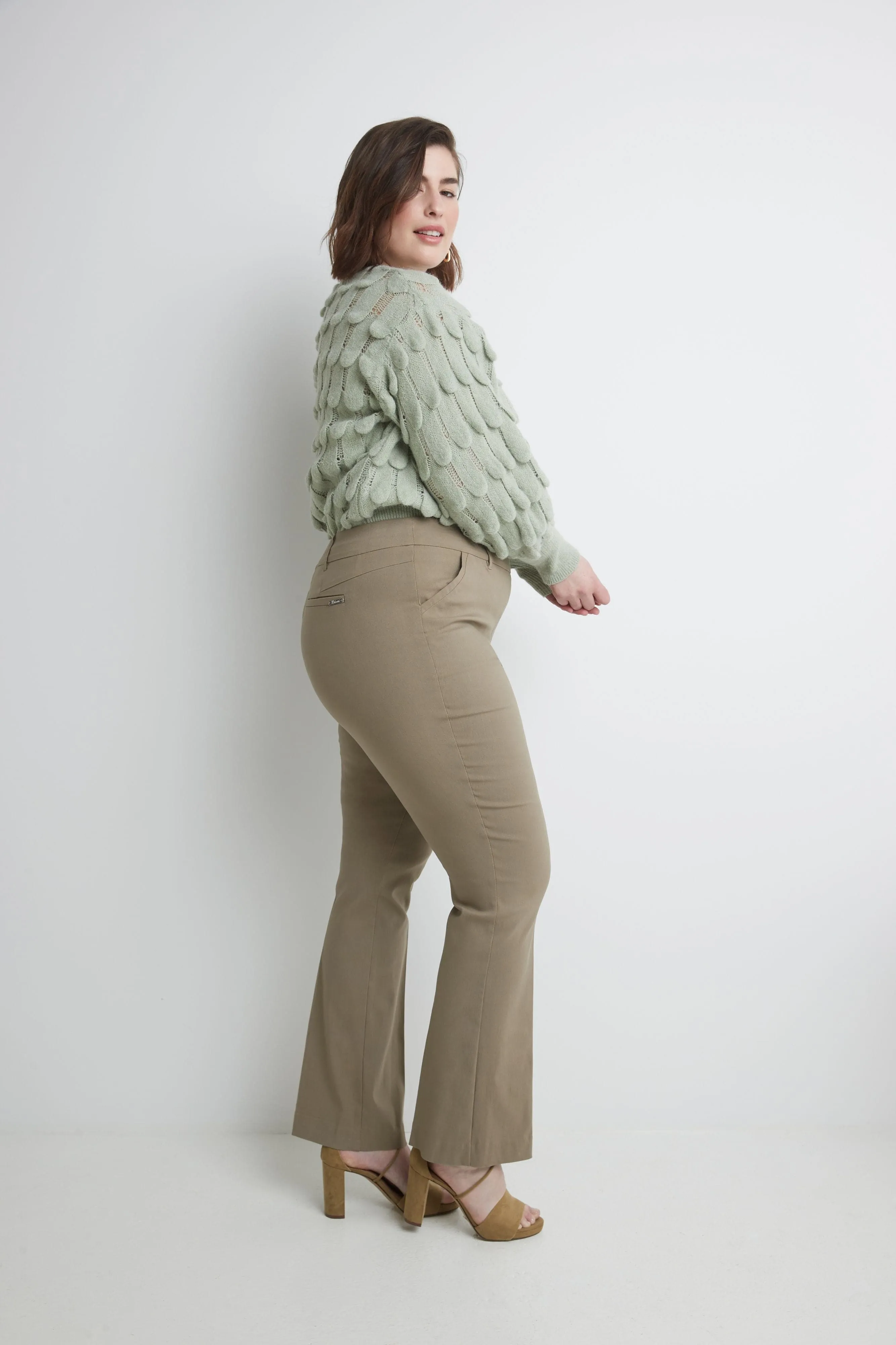 Curvy Pull-on Barely Bootcut Classic Pants