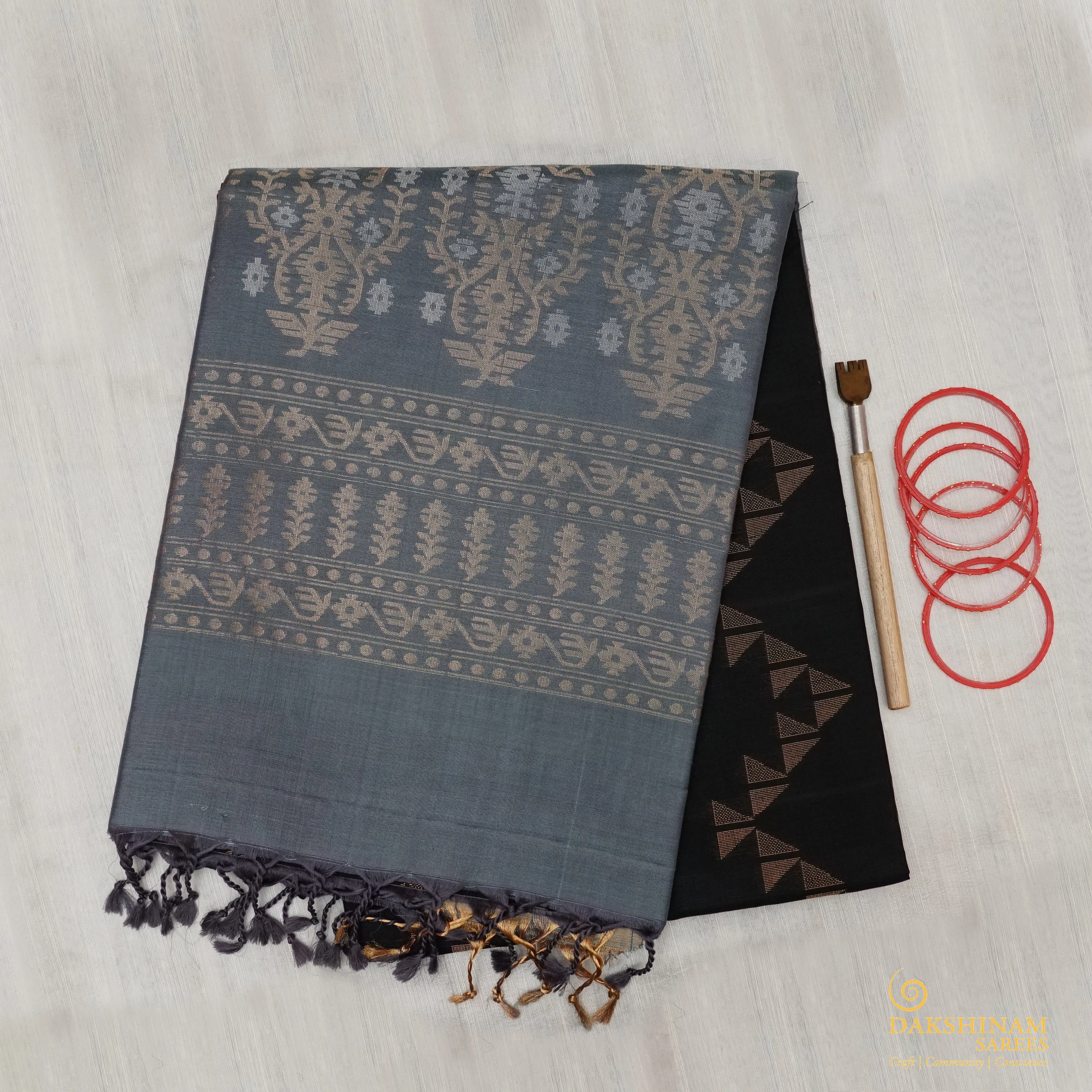 Handwoven Black with Grey Soft Silk Saree - 1887T009283DSC