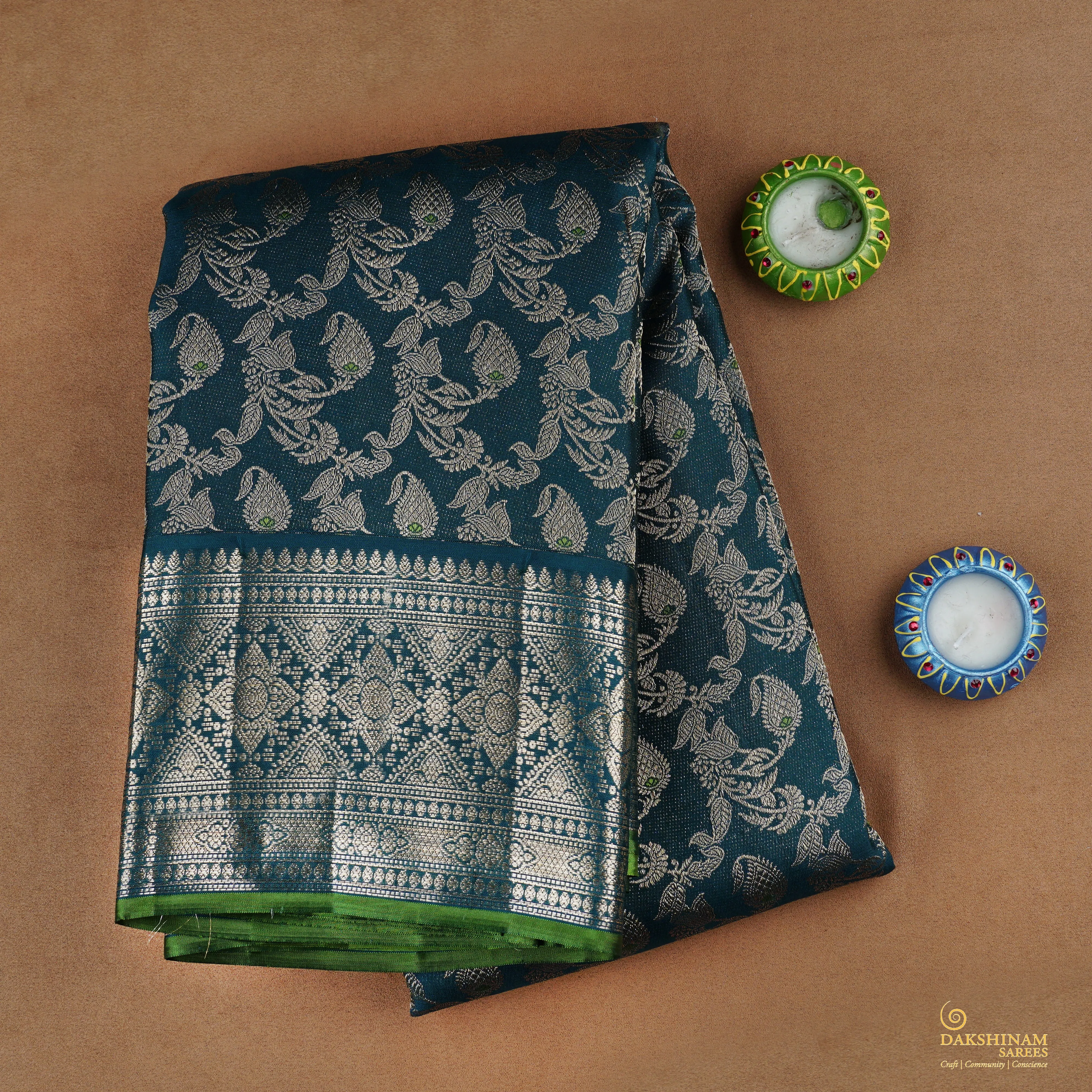 Handwoven Bluish Green Kanjivaram Silk Saree - 1974T008979DSC