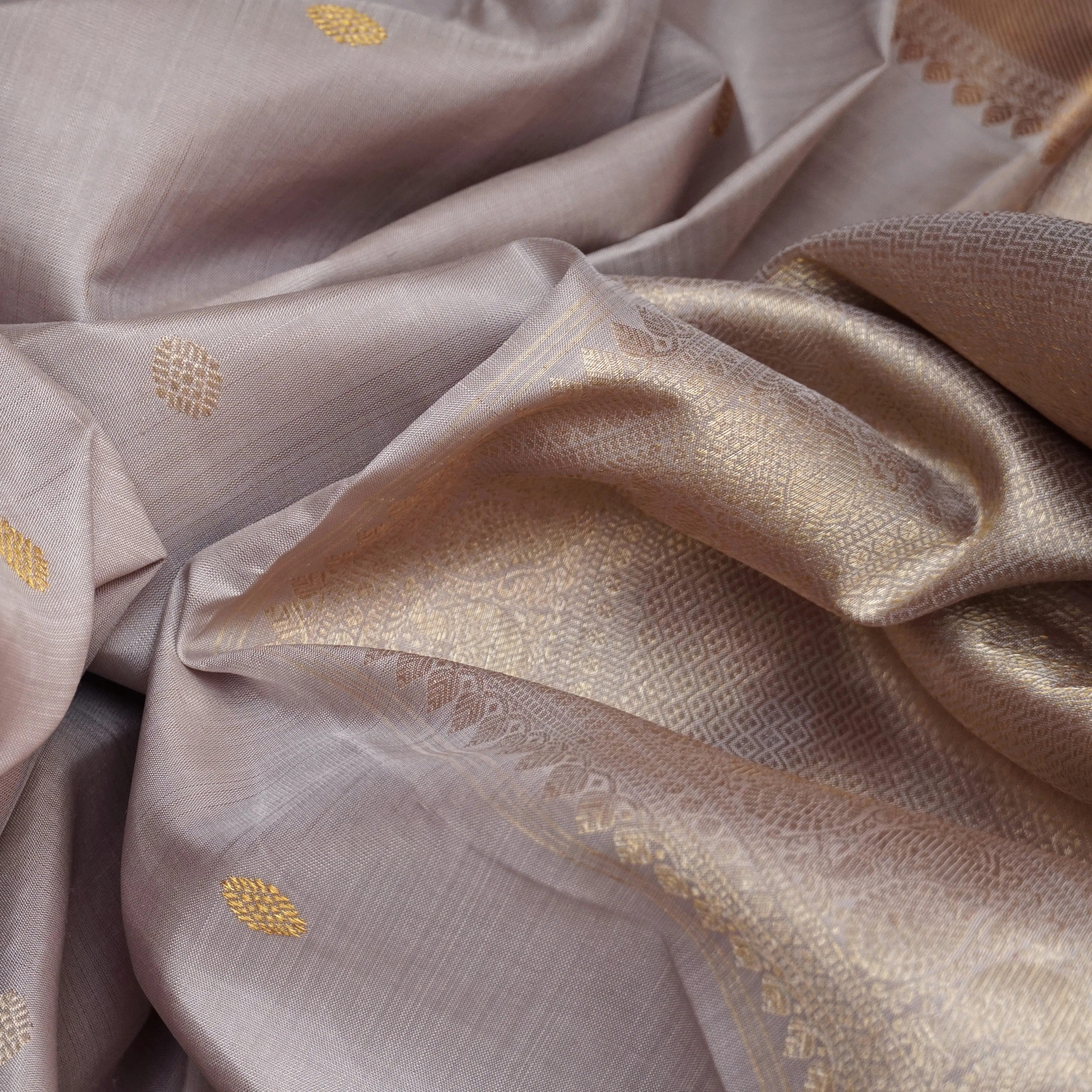 Handwoven Grey Kanjivaram Silk Saree - 1902T005713DSC