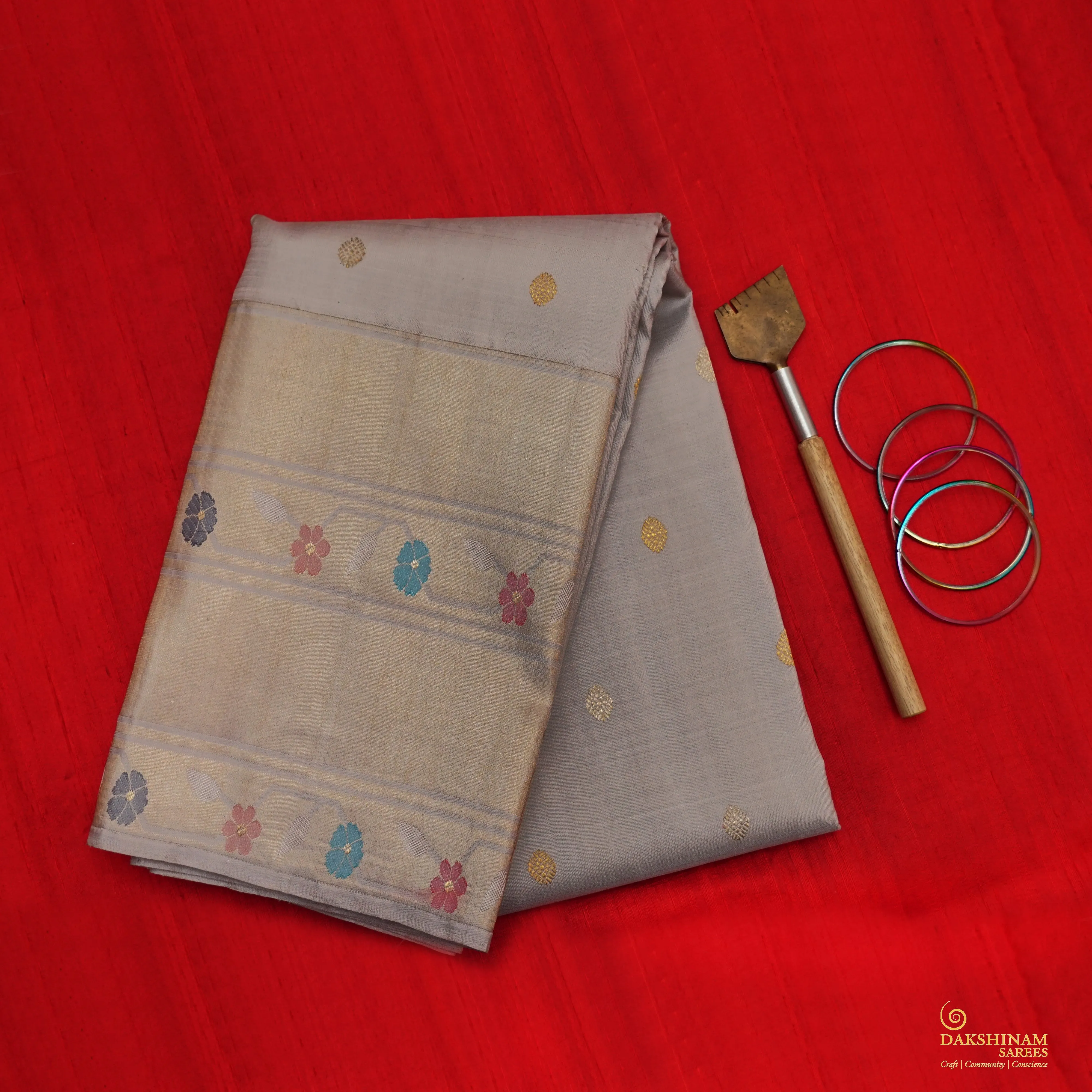 Handwoven Grey Kanjivaram Silk Saree - 1902T005713DSC