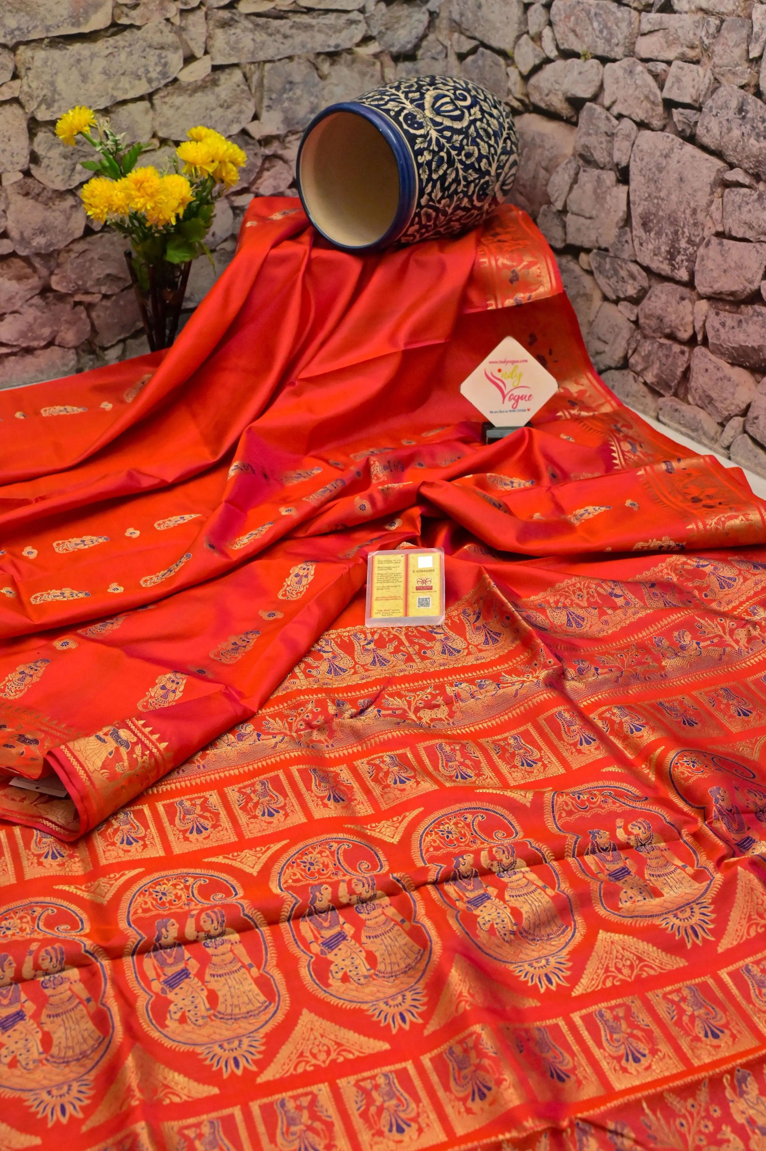 Orange and Magenta Dual Tone Baluchari Silk Saree with Meenakari Pallu