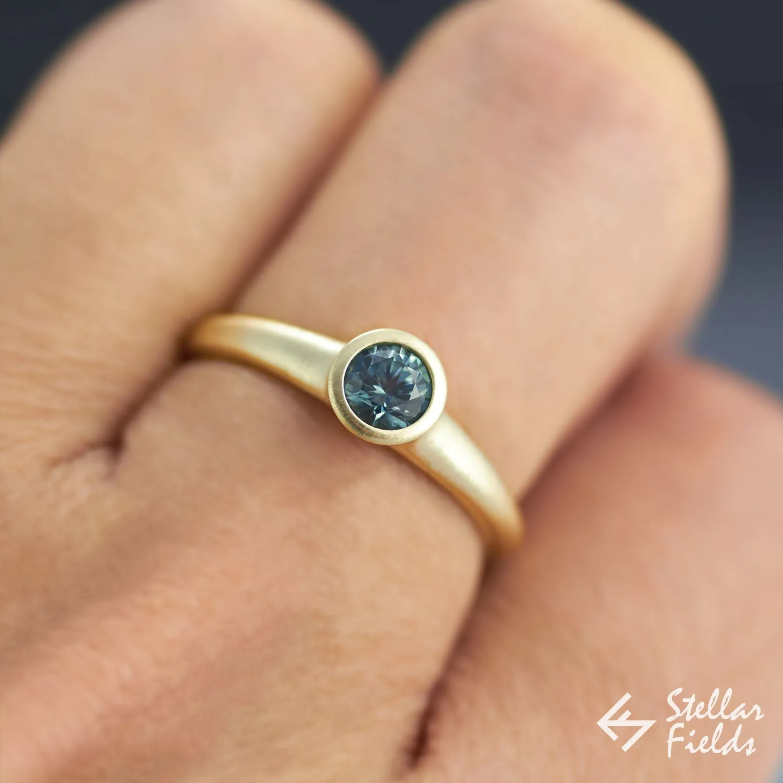 Round Bezel Ring Blue Green Montana Sapphire