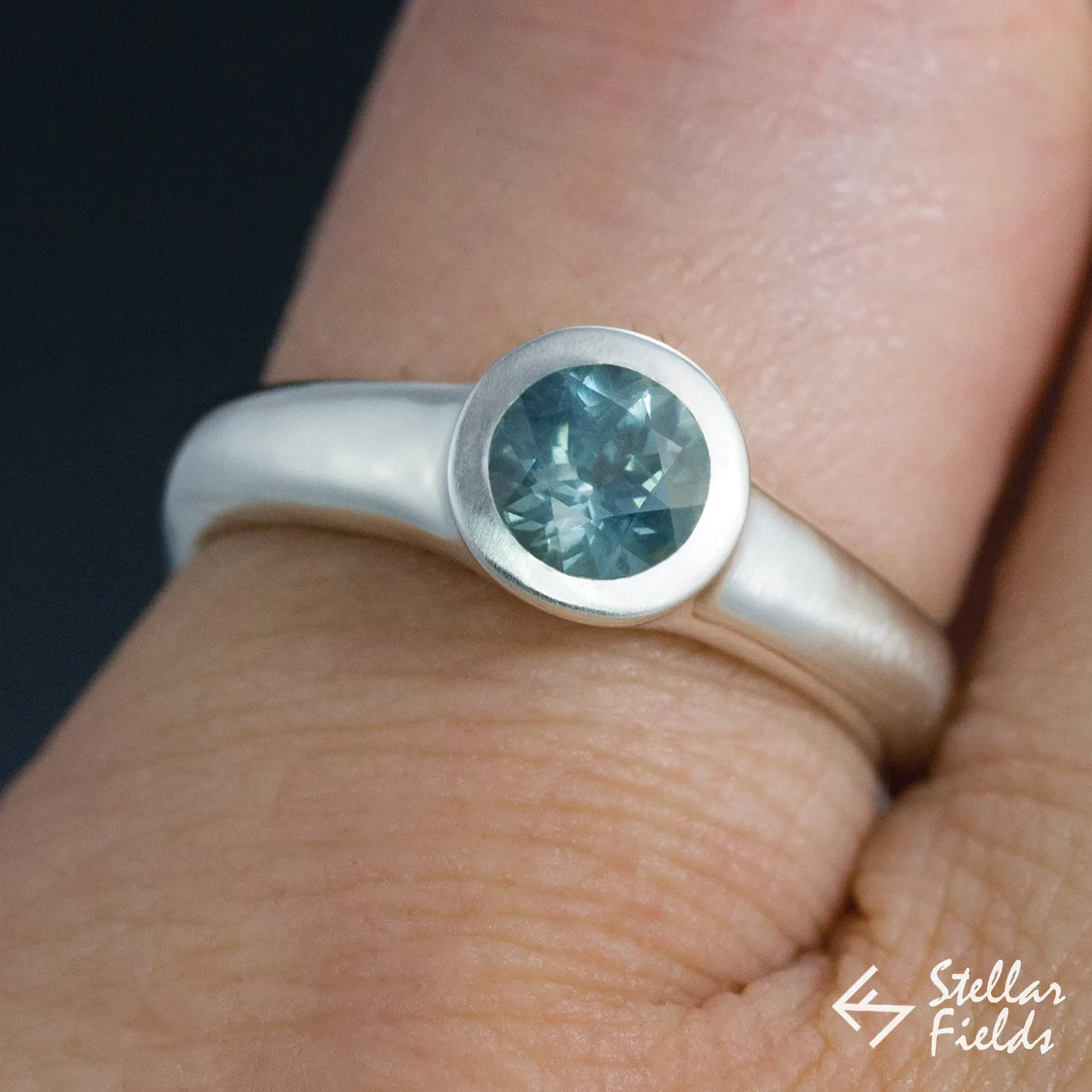 Round Bezel Ring Blue Green Montana Sapphire